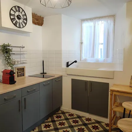 Du Charme Médiéval Conciergeriedamecarcas *