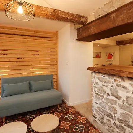 Du Charme Medieval Conciergeriedamecarcas Carcassonne