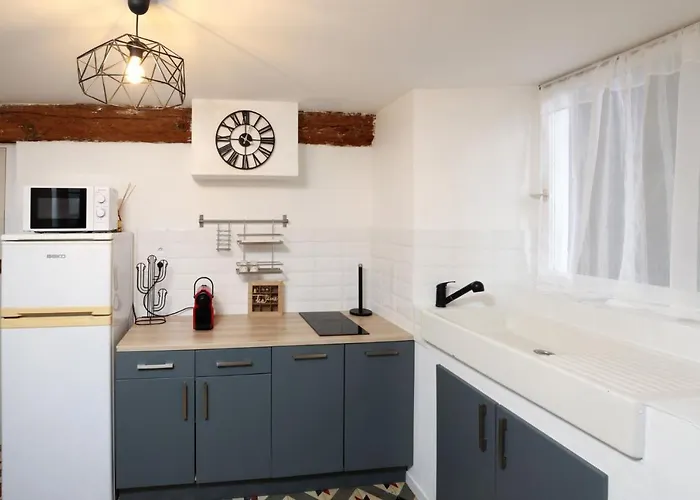 Apartamento Du Charme Medieval Conciergeriedamecarcas